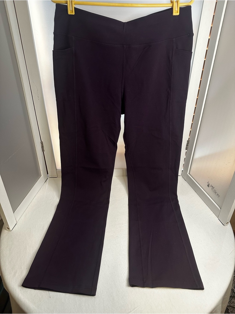 Skechers stretch deep purple boot cut Pants with Side/back Pockets sz.XL